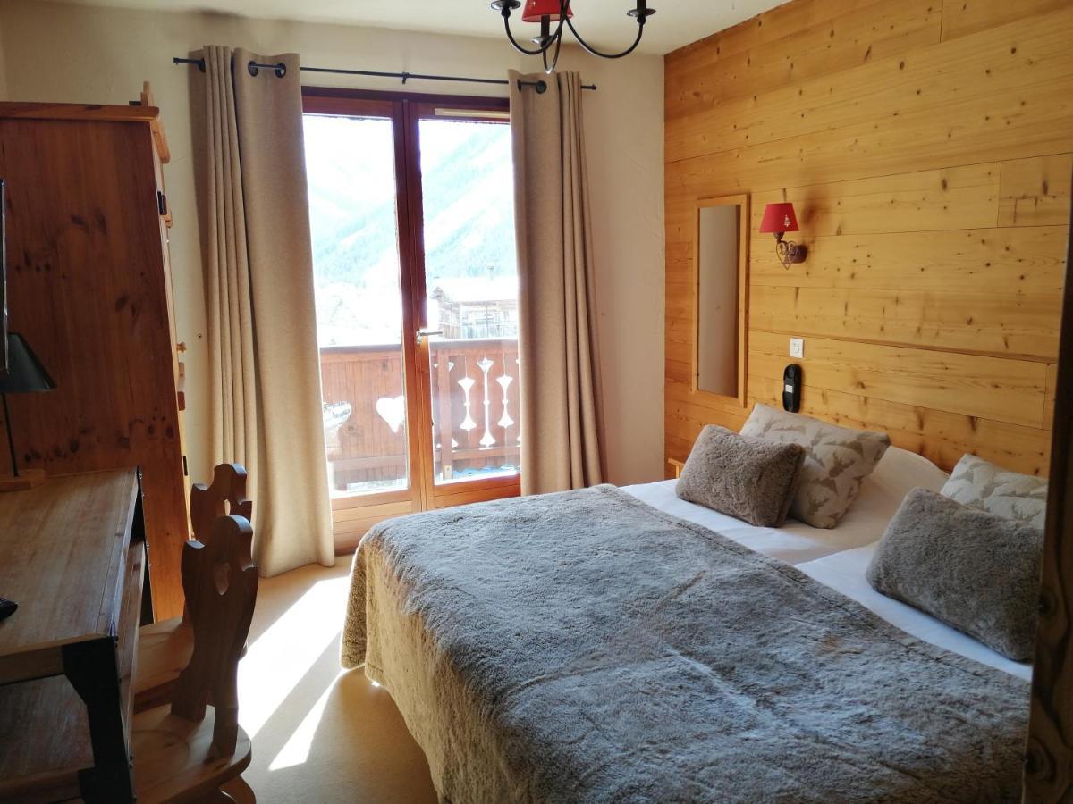 Chalet Hotel Les Airelles برالونيان-لا-فانواز المظهر الخارجي الصورة